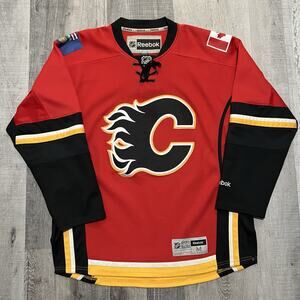 Reebok Calgary Flames NHL Hockey Jersey Red/Black Lace Collar Mens Size Medium